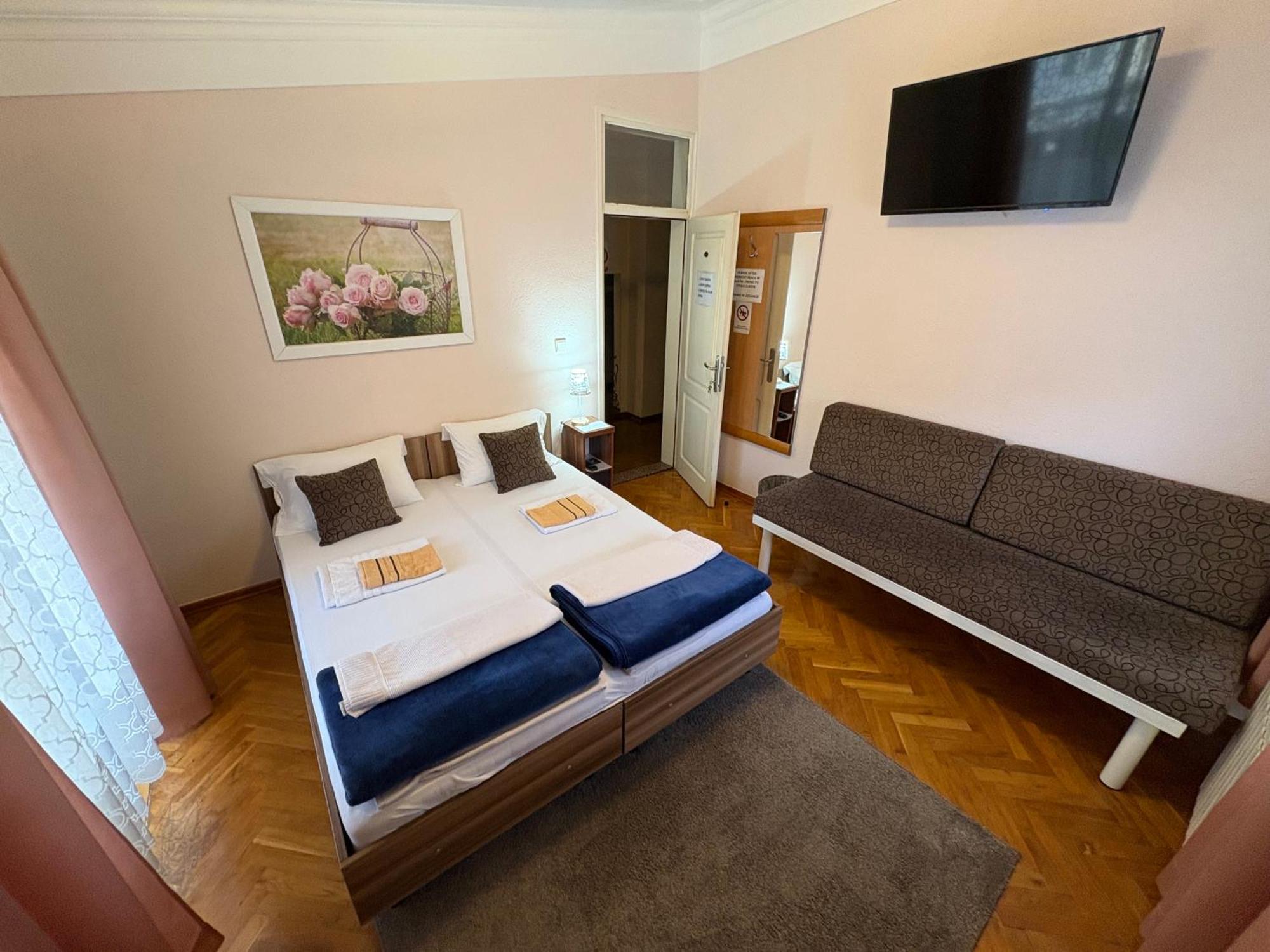 Hostel Dino Mostar Zewnętrze zdjęcie